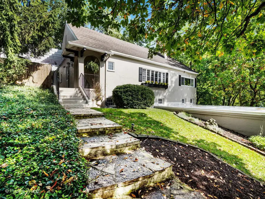 317 E Walnut Street, Hinsdale, IL 60521 - #2