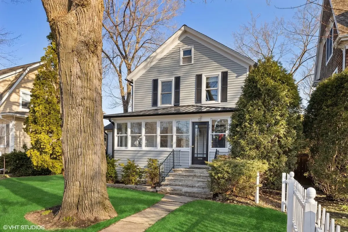 547 Melrose Avenue, Kenilworth, IL 60043 - #1