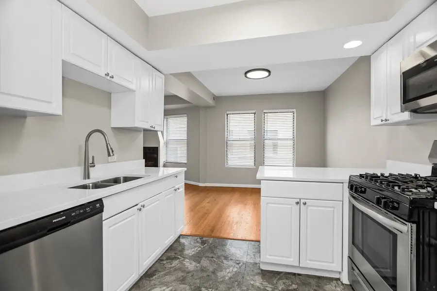 4529.5 S Drexel Boulevard #3E, Chicago, IL 60653 - #3