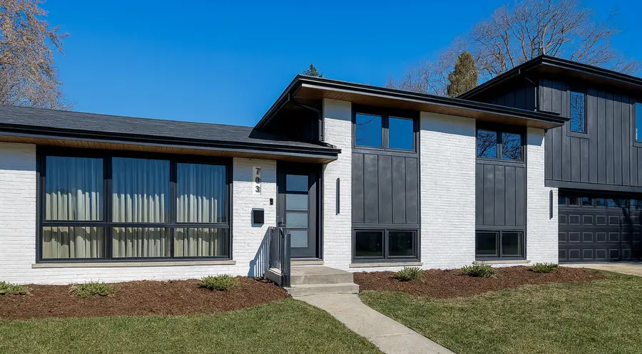 703 N Gibbons Avenue, Arlington Heights, IL 60004 - #2