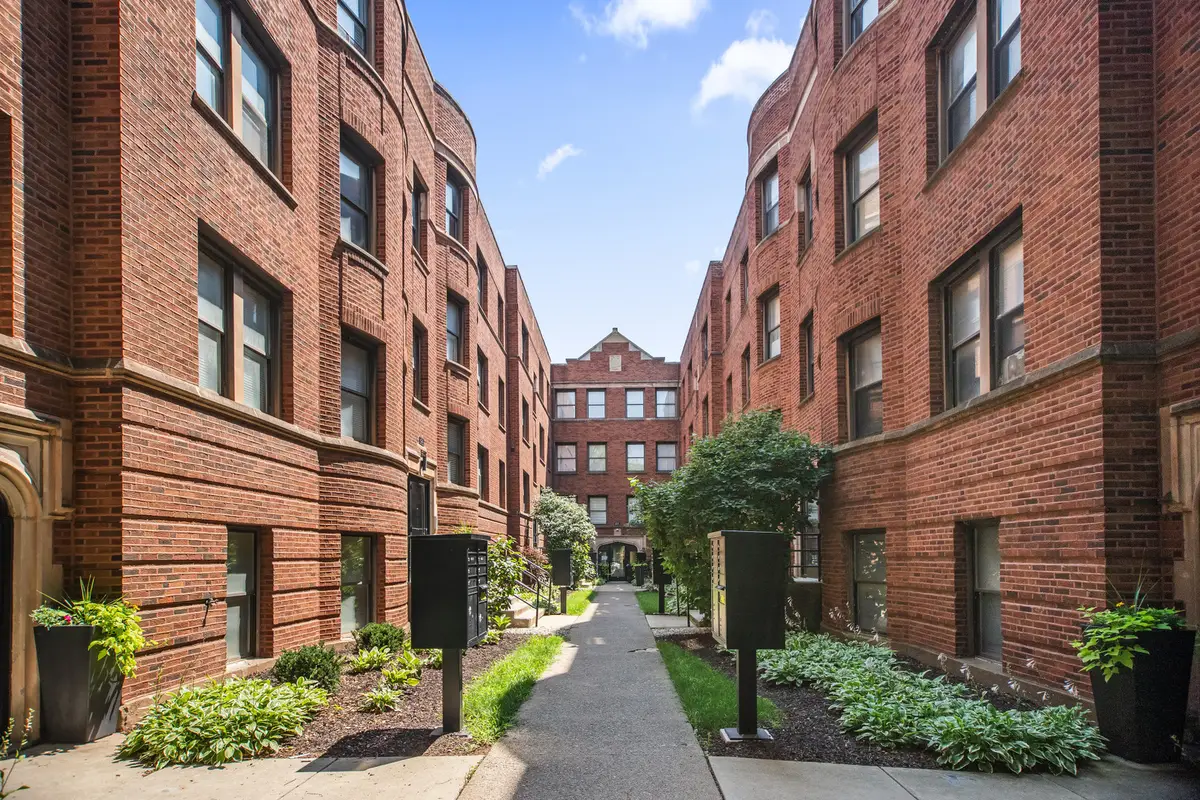 4523.5 S Drexel Boulevard #3W, Chicago, IL 60653 - #1