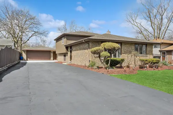 15730 Lamon Avenue, Oak Forest, IL 60452