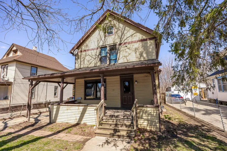 820 Spring Street, Aurora, IL 60506 - #2