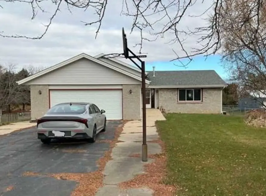 6984 Squaw Prairie Road, Belvidere, IL 61008 - #2