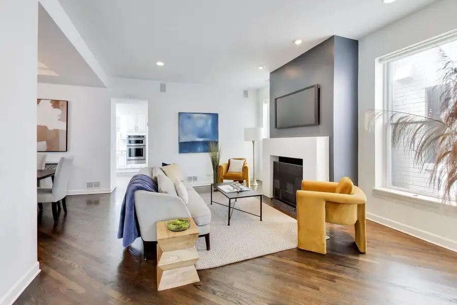 643 W Melrose Street #3, Chicago, IL 60657 - #3