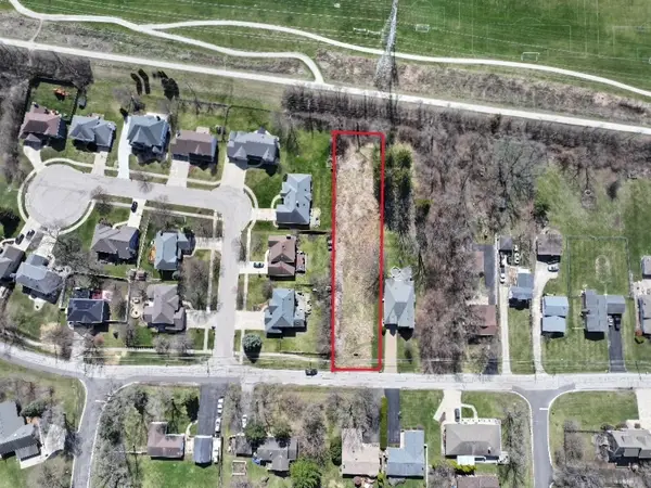 22W165 1st Street, Glen Ellyn, IL 60137