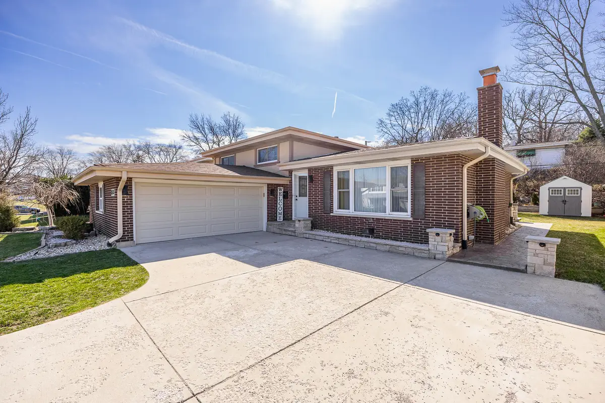 8518 Forest Drive, Hickory Hills, IL 60457 - #1