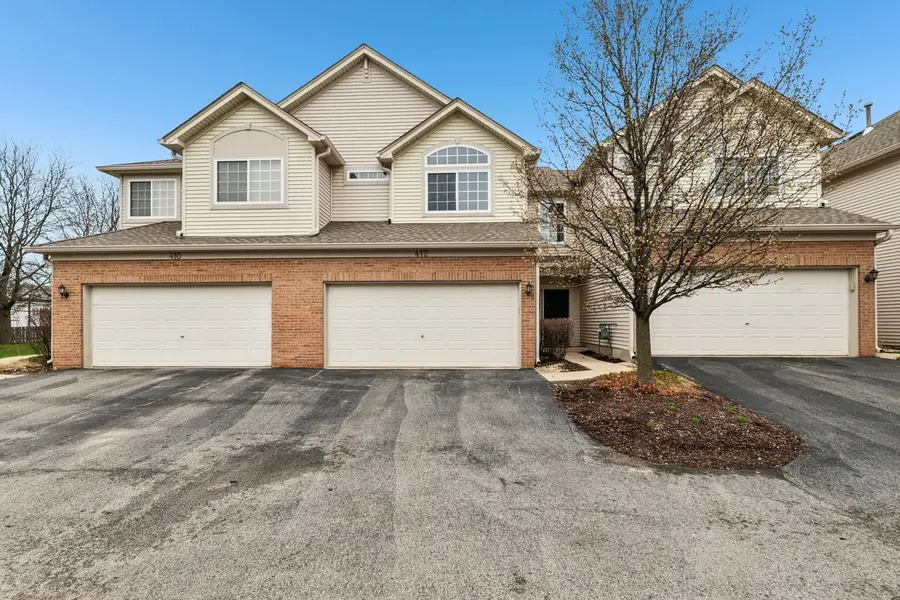412 Jamestown Court, Aurora, IL 60502 - #2