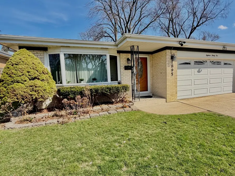 1895 Birch Street, Des Plaines, IL 60018 - #2