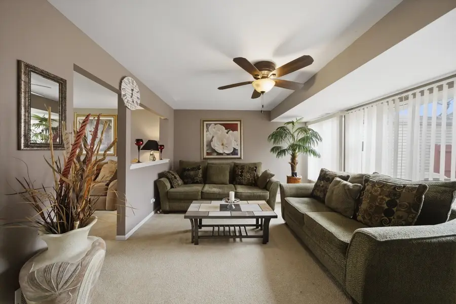 1615 Victoria Park Circle, Aurora, IL 60504 - #3