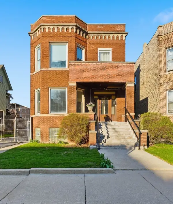 7223 S Coles Avenue, Chicago, IL 60649