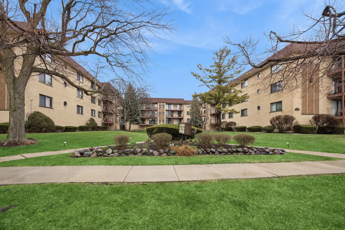7110 W Cullom Avenue #206, Norridge, IL 60706 - #1