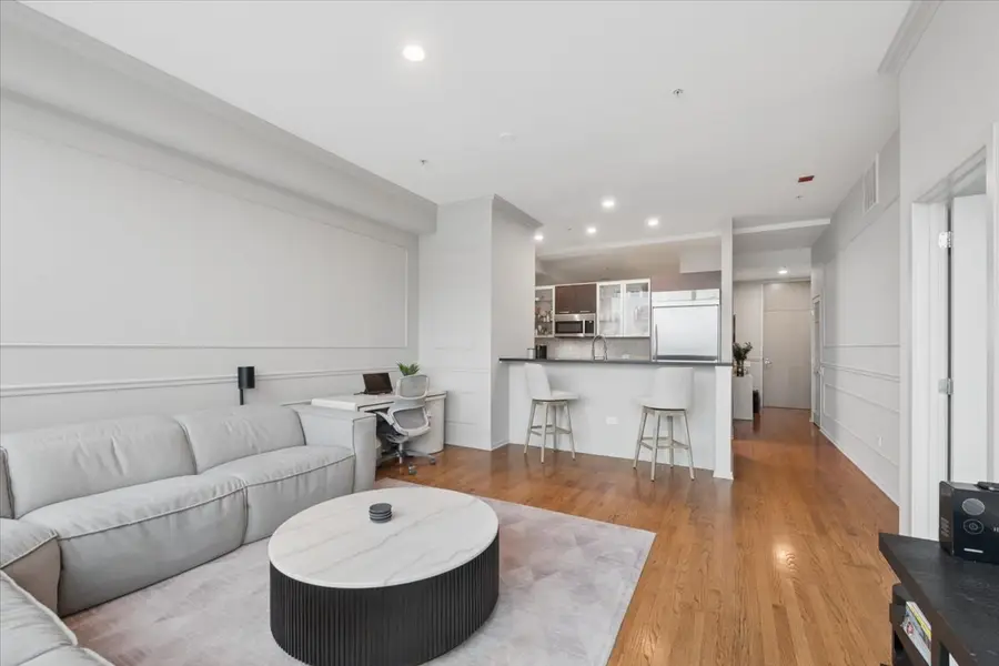 500 W Superior Street #1307, Chicago, IL 60654 - #3