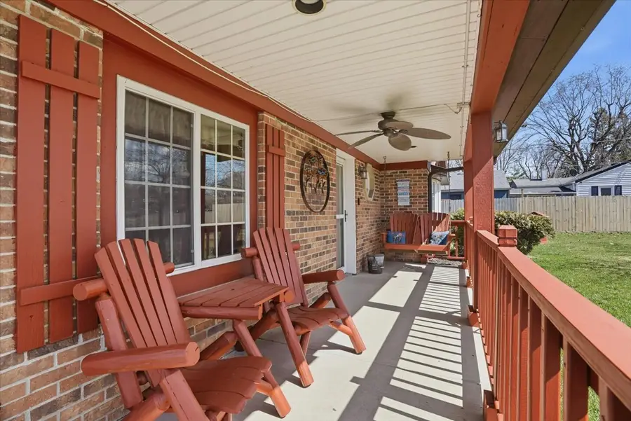 10606 W Eastwood Road, Beach Park, IL 60087 - #2