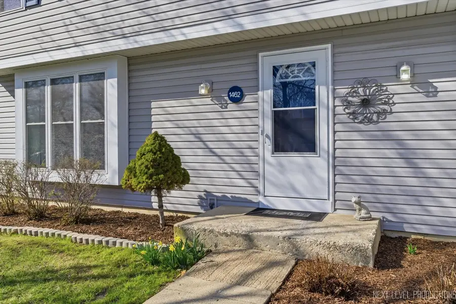 1462 Adams Avenue, Saint Charles, IL 60174 - #3