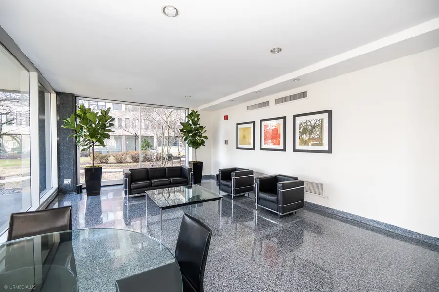 Address Withheld By Seller, Chicago, IL 60657 - #2