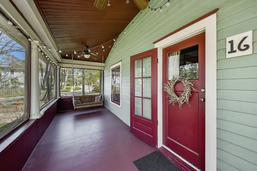 16 S Harrison Street, Batavia, IL 60510 - #3