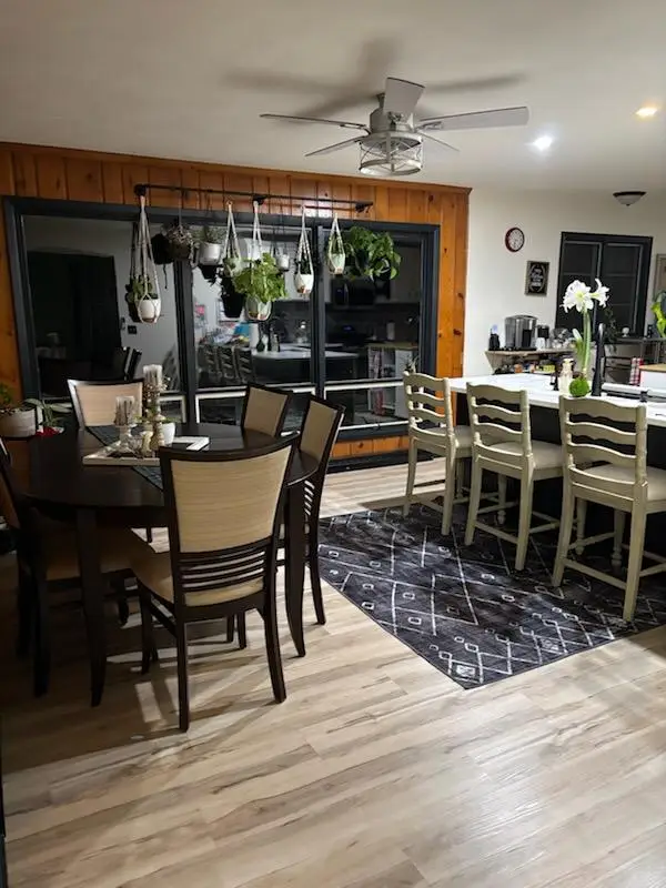 205 N Dale Avenue, McHenry, IL 60050 - #3