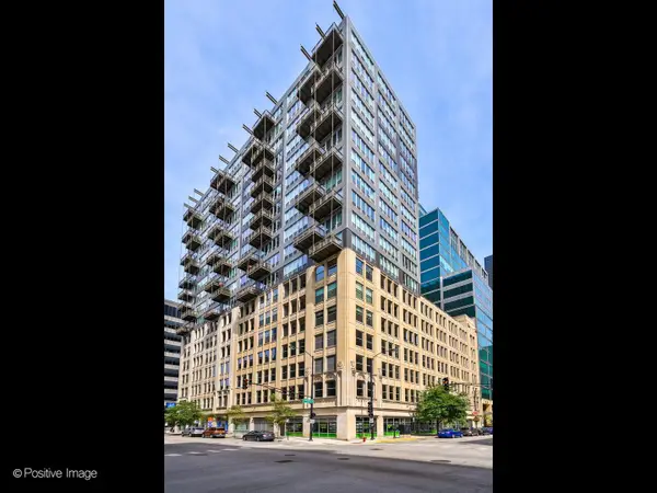 Address Withheld By Seller, Chicago, IL 60661