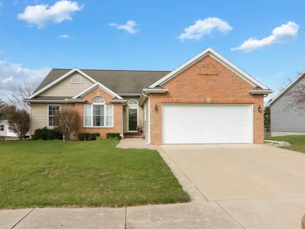 2219 Bracebridge Road, Bloomington, IL 61705