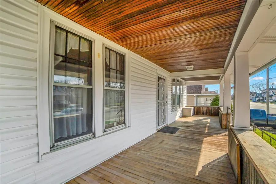 257 W Illinois Avenue, Aurora, IL 60506 - #3