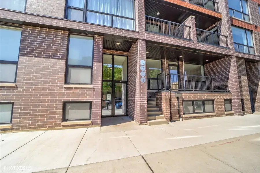 3204 N Kostner Avenue #502, Chicago, IL 60641 - #3