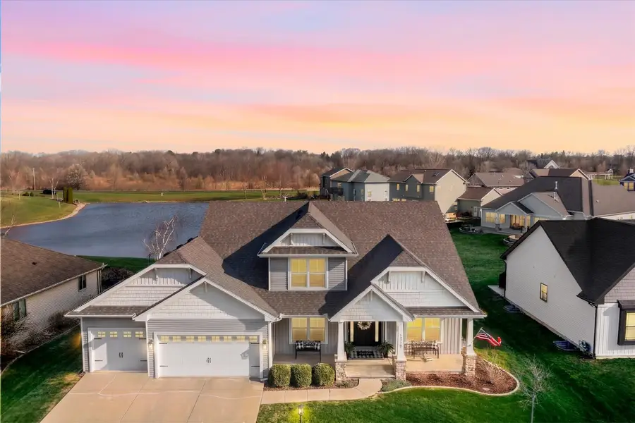 1210 Farm Lake Drive, Mahomet, IL 61853 - #2