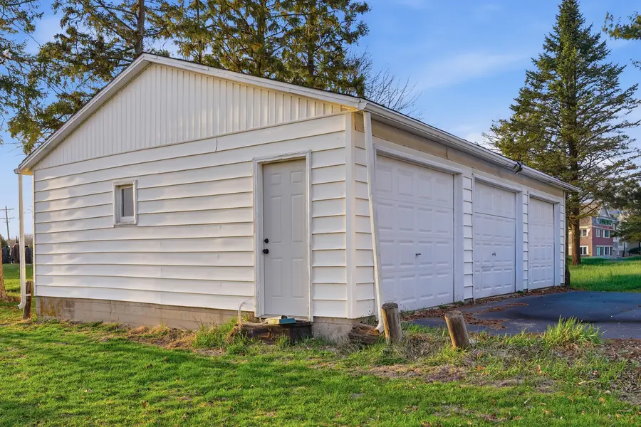 599 Palmyra Road, Dixon, IL 61021 - #3