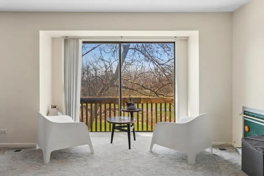 6818 Roberts Drive #6, Woodridge, IL 60517 - #3