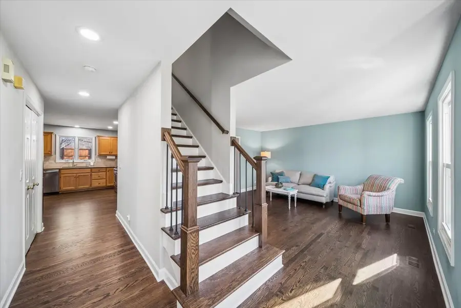 1239 Thackery Court, Naperville, IL 60564 - #2