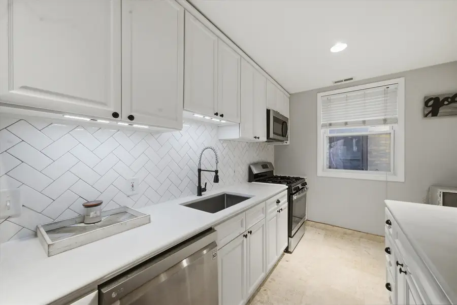 5953 N Winthrop Avenue #1E, Chicago, IL 60660 - #3