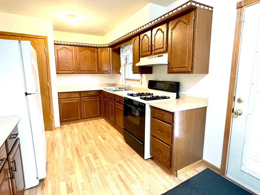 38w480 Mcdonald Road, Elgin, IL 60124 - #2