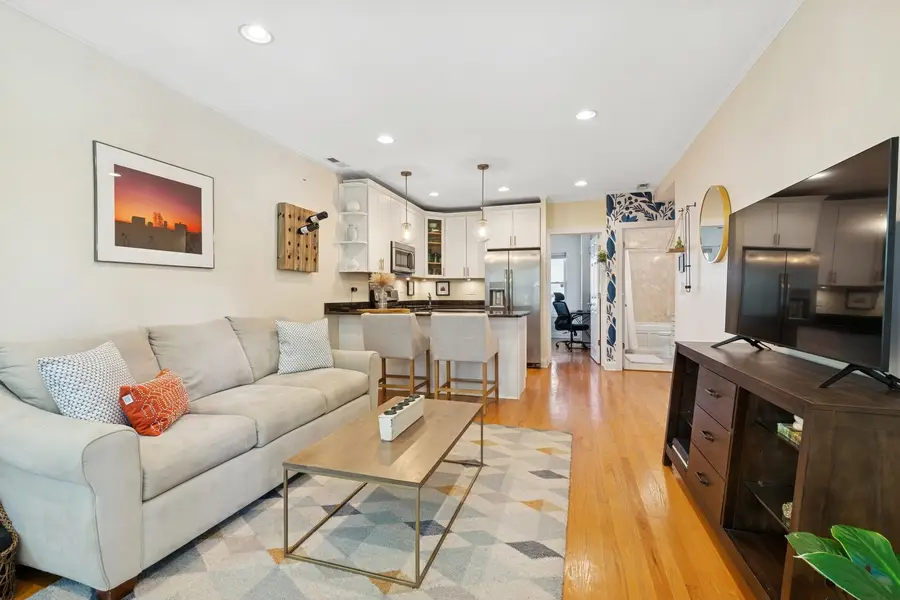 4105 N Lawndale Avenue #301, Chicago, IL 60618 - #3