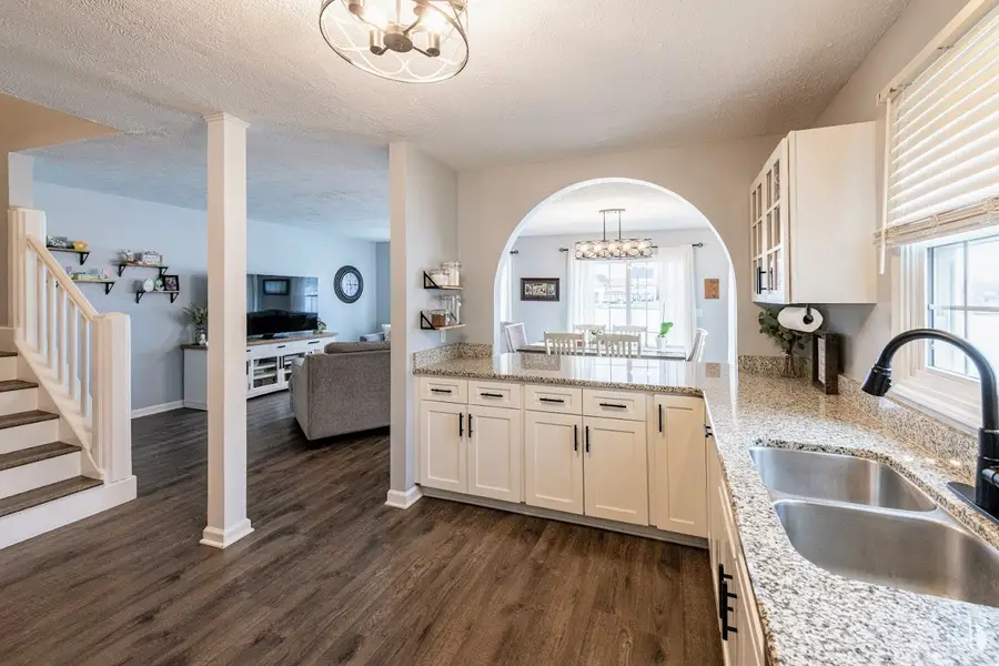 223 Huntington Court, Shorewood, IL 60404 - #3