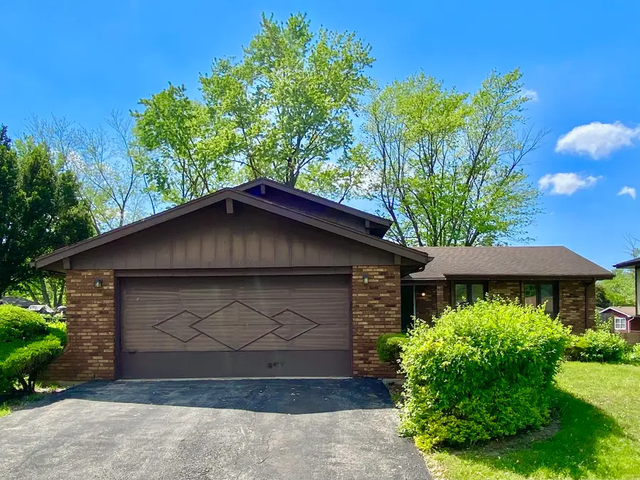 22962 Bruce Drive, Richton Park, IL 60471 - #2