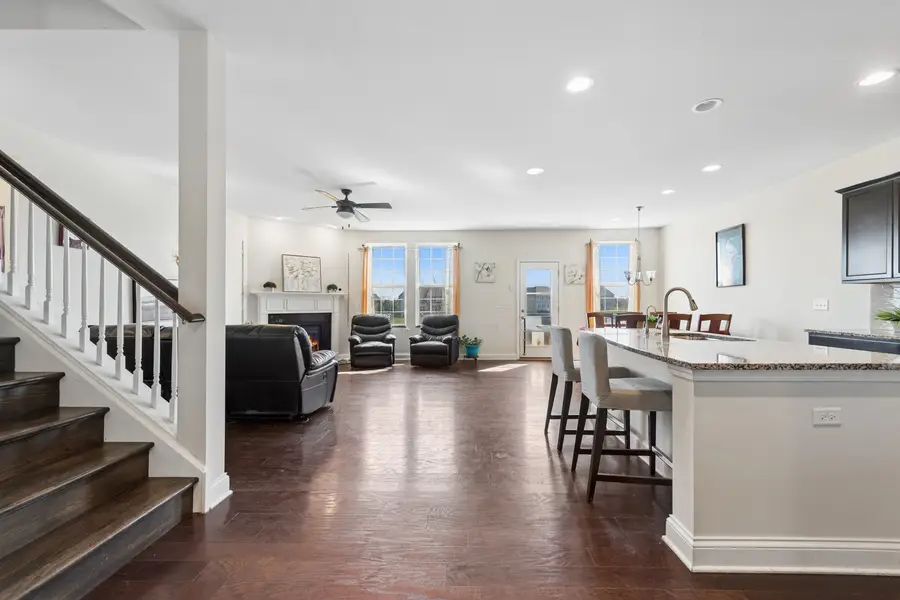 24 Beverly Lane, Hawthorn Woods, IL 60047 - #2