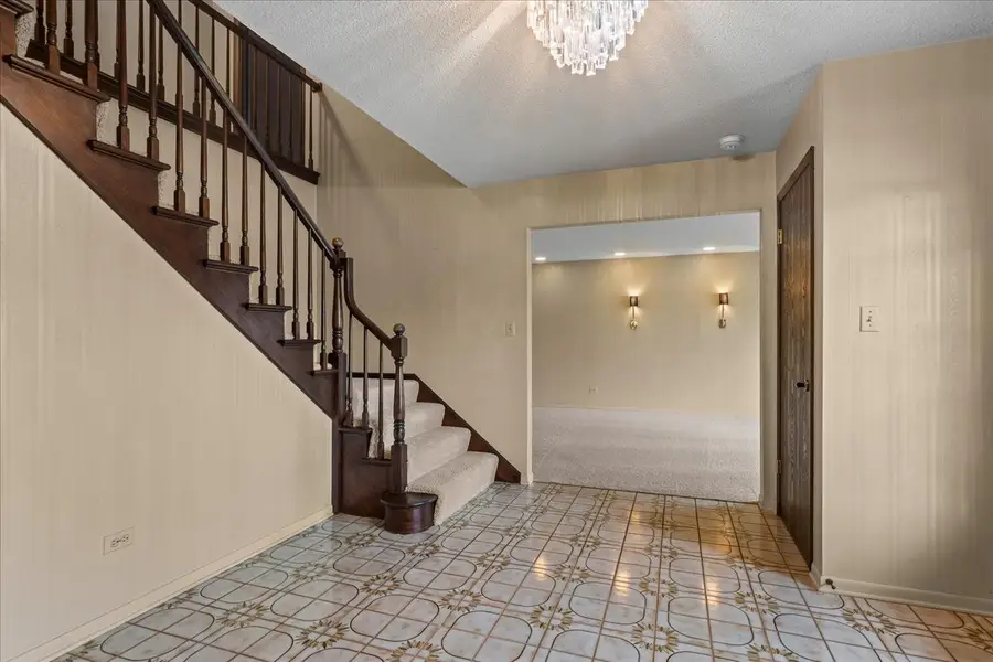 4319 Phyllis Drive, Northbrook, IL 60062 - #3