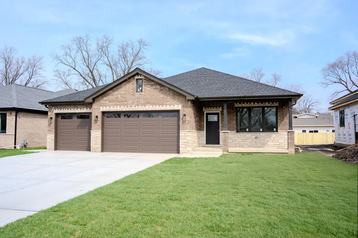 8041 S 85th Court, Justice, IL 60458 - #1