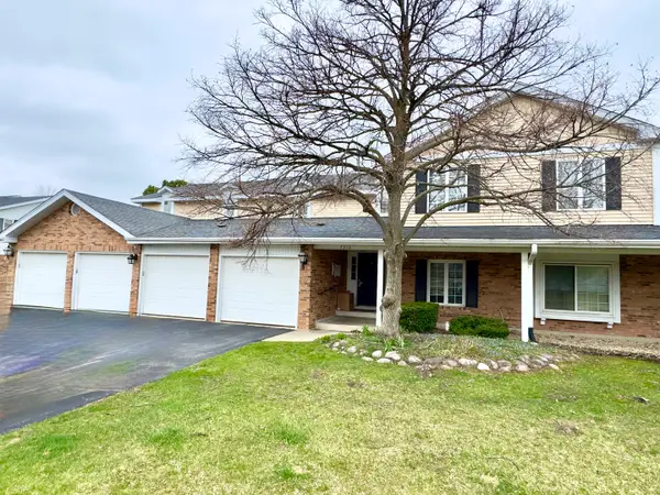 7210 S Adams Street, Willowbrook, IL 60527