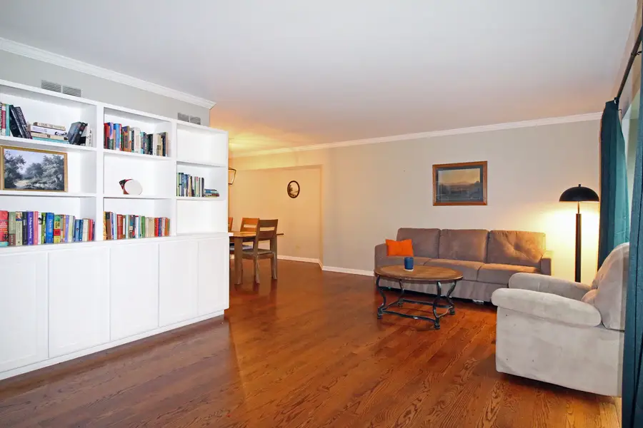 1017 Mayfair Drive, Libertyville, IL 60048 - #3