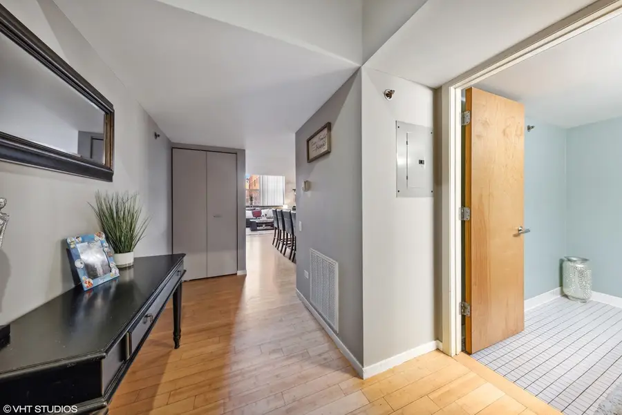 1727 S Indiana Avenue #110, Chicago, IL 60616 - #2