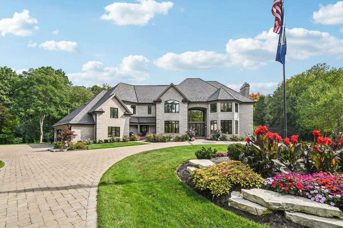 3001 Glen Eagles Court, Saint Charles, IL 60174 - #1