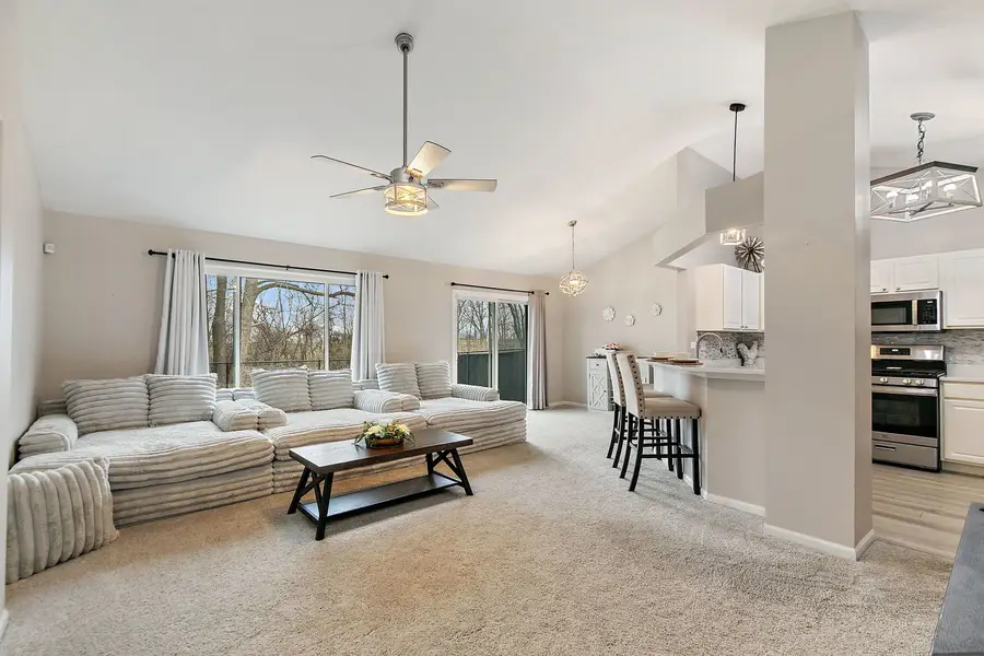 2611 Stanton Circle, Lake In The Hills, IL 60156 - #3