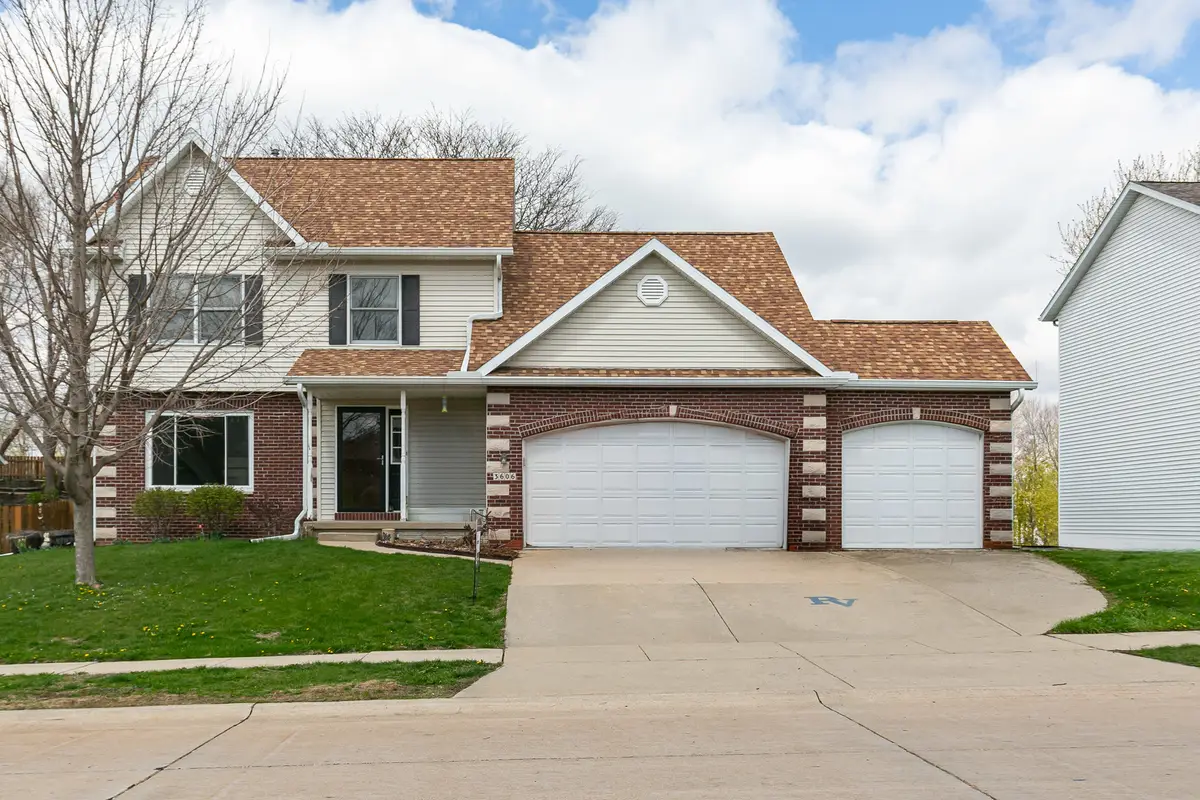 3606 Raleigh Avenue, Bettendorf, IA 52722 - #1