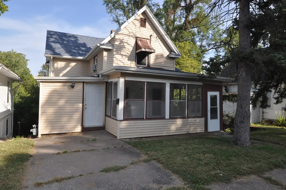 1803 Belle Avenue, Davenport, IA 52803 - #1