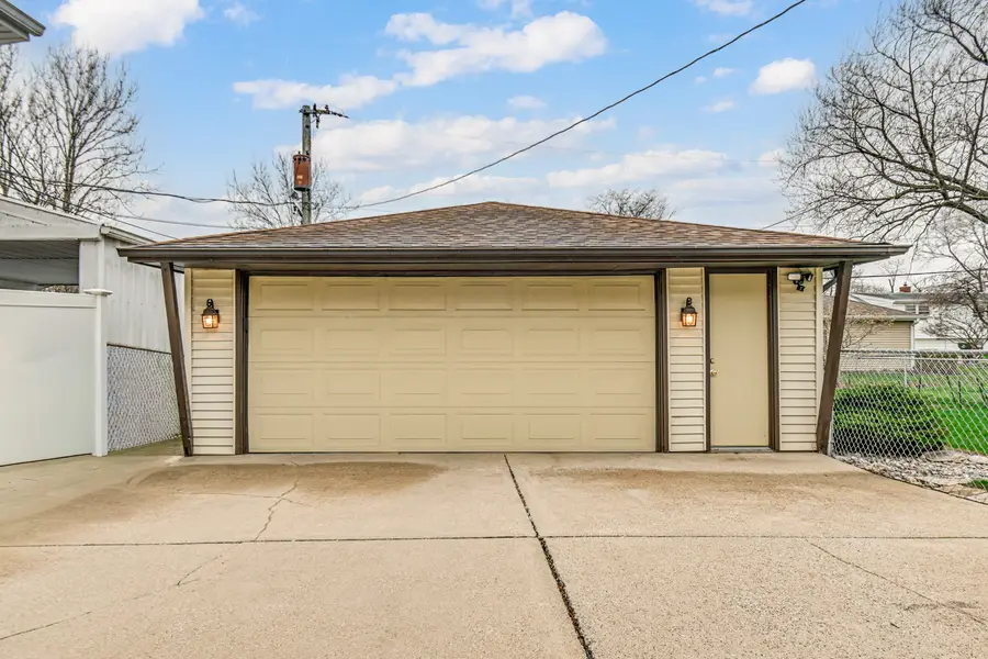 18538 Oakley Avenue, Lansing, IL 60438 - #3