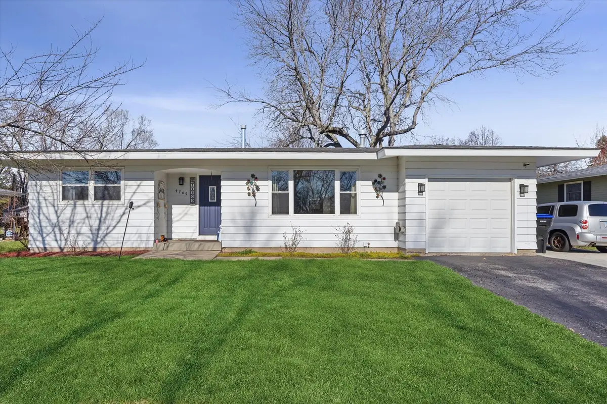 4709 William Street, McHenry, IL 60051 - #1