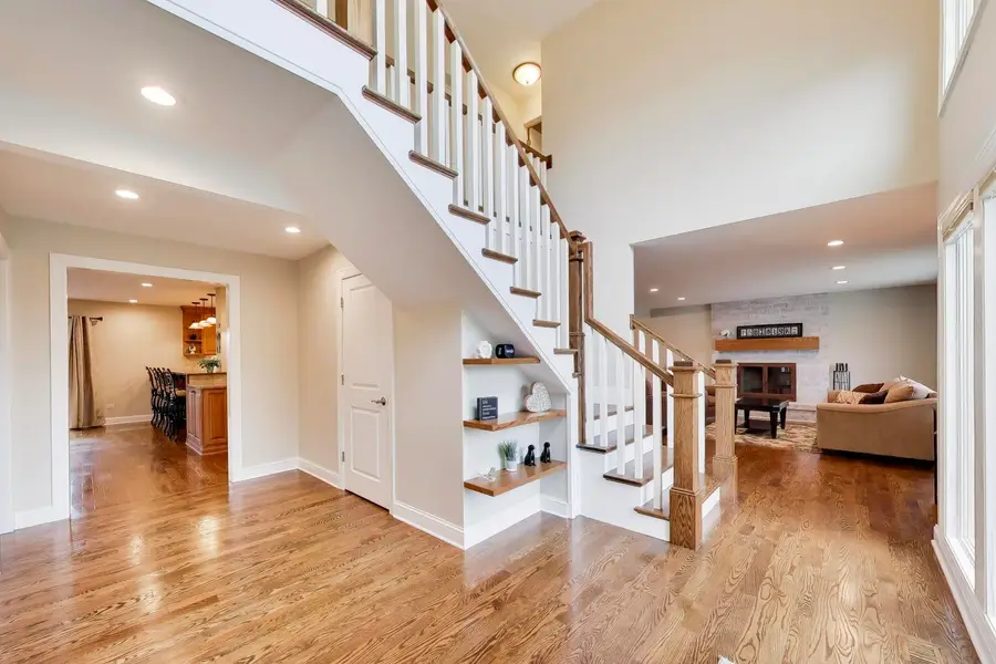1604 Pleasant Court, Libertyville, IL 60048 - #2