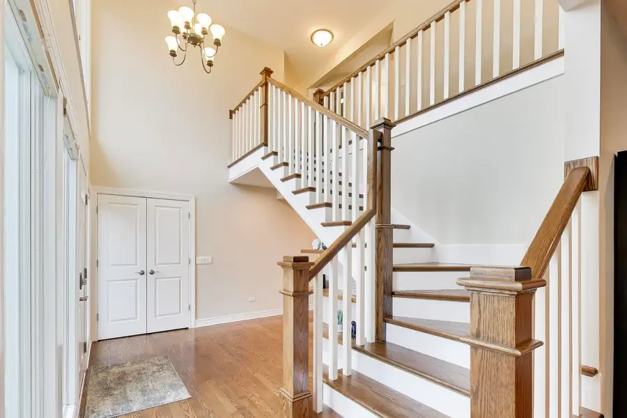 1604 Pleasant Court, Libertyville, IL 60048 - #3