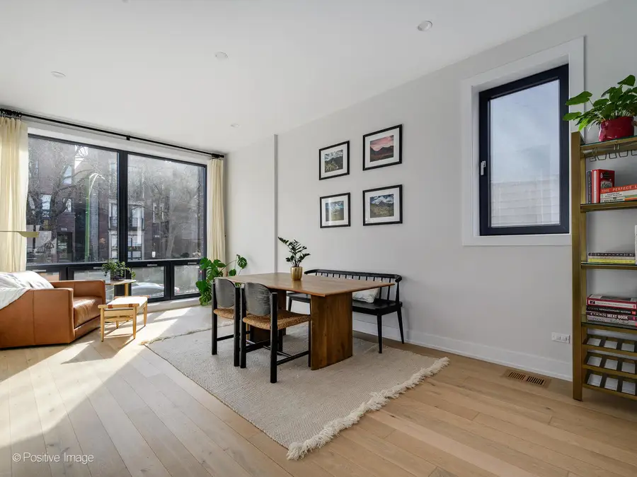 934 N Winchester Avenue #1, Chicago, IL 60622 - #2